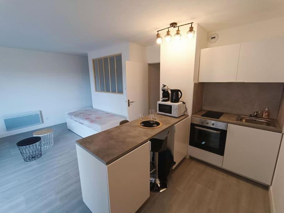 Appartement Tout Equipe 2 A 4 Couchages St Charles Marseille Eksteriør billede